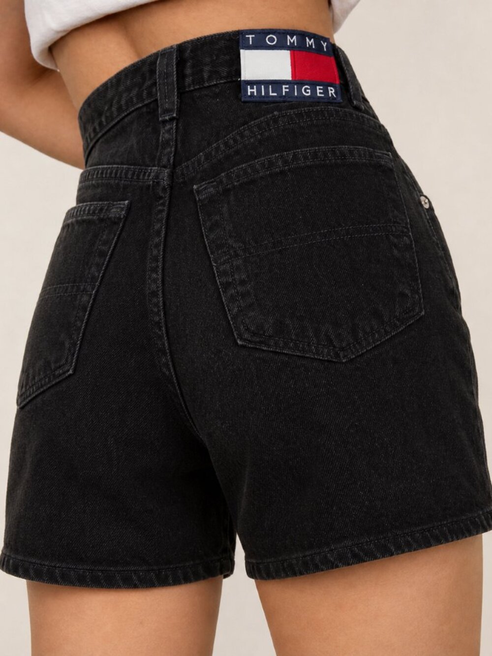 Vintage 90s Tommy Hilfiger Black Denim High Rise Mom Shorts Womens Size 10 Logo